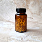 Amber glaskrukke 100 ml med låg – til kosmetik & fødevarer - Conscious.dk